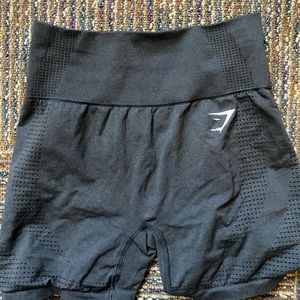 Black gym shark biker shorts
